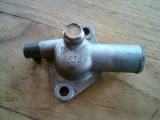 Příruba termostatu